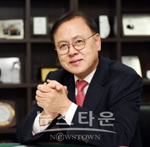 이명수 국회의원(충남 아산시갑)