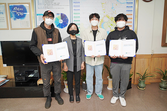 창원시는 2022 영상 창작물을 3개 선정해 제작비를 지원했다(사진=창원시)