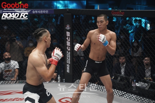 라이트급 타이틀전 박시원 VS 박승모