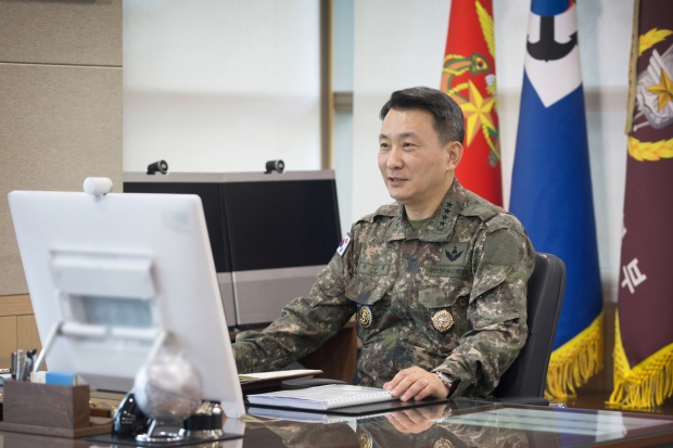 김승겸 합참의장과 마크 밀리 미국 합참의장 공조 대화 (출처:국방부)