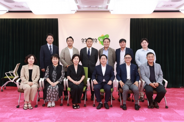 민선 8기 남양주시 시장직 인수위원회 감사패 수여식 기념사진