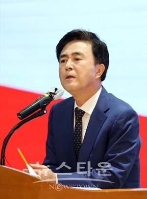 김태흠 충남지사