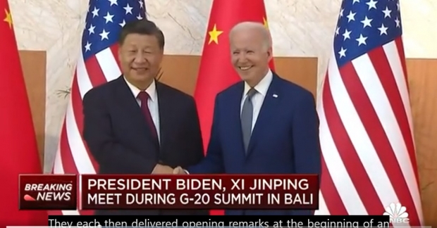 바이든 미국 대통령과 시진핑 중국 국가 주석은 인도네시아 발리에서 열리는 주요 20개국(G20)정상 회의에 앞서 14일 저녁 바이든 대통령 취임 이후 첫 대변 정상회담을 가졌다. / 사진 : CNBC 비디오 캡처