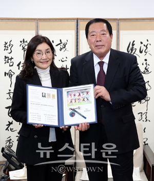 크리스마스 씰 성금 전달식