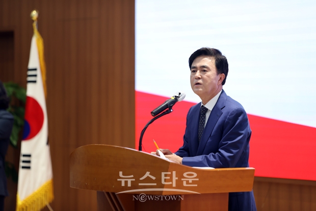 김태흠 충남지사