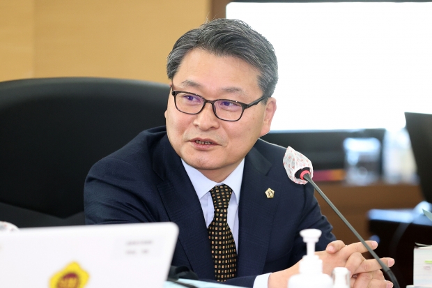 김유곤 의원