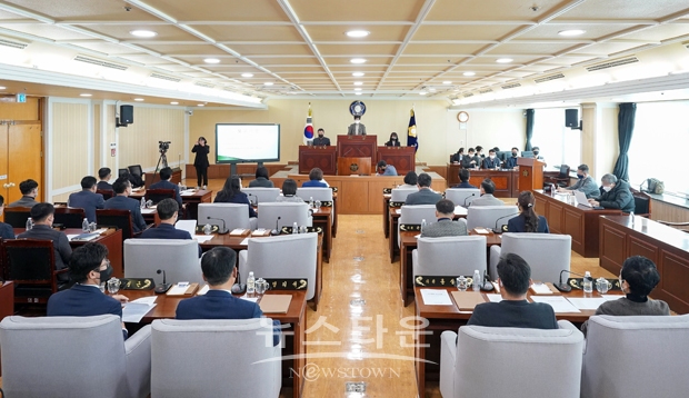 제240회 제2차 정례회 제3차 본 회의