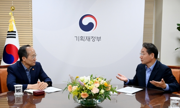 건의사진(7.9 기재부 부총리 면담)
