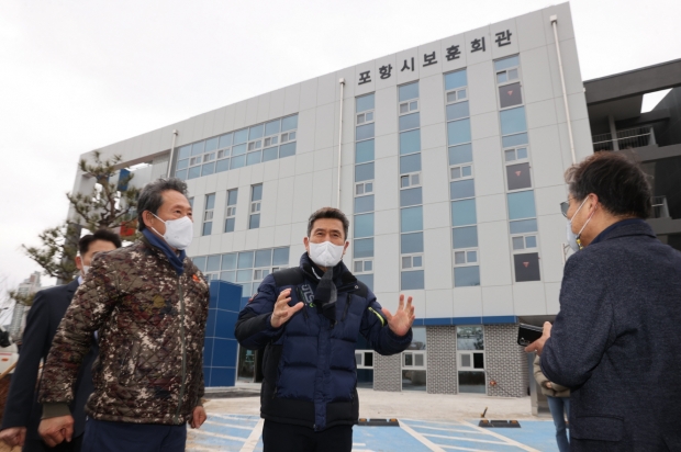 이강덕 포항시장은 13일 포항시통합보훈회관 건설공사 현장을 방문해 건설추진 상황을 점검했다.