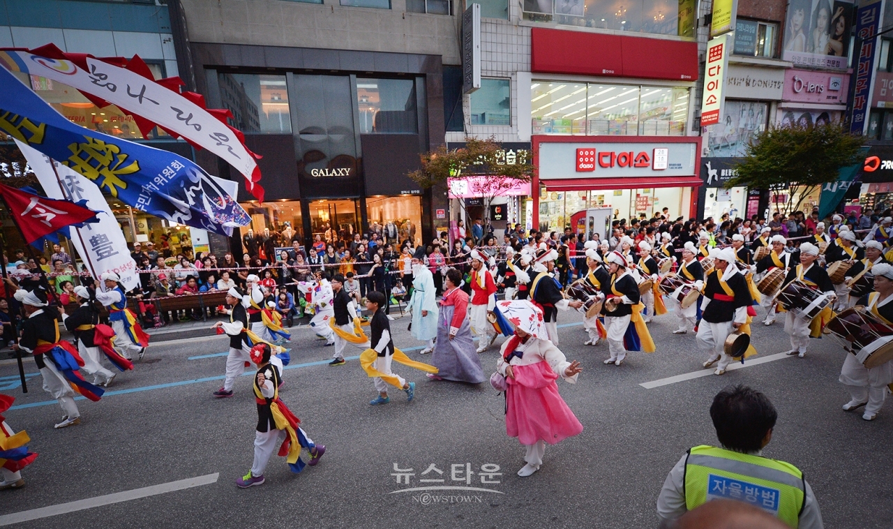 원주댄싱카니발 거리공연