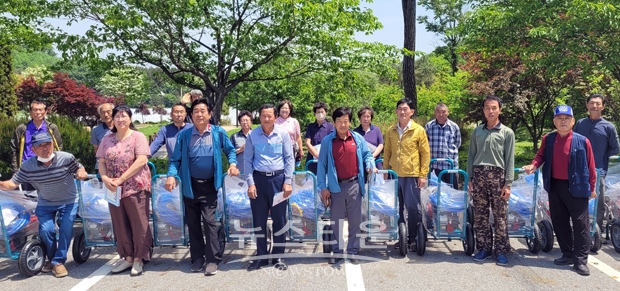 농약 중독 막기 위한 안전 보호구 보급