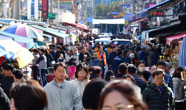 죽도어시장 전경