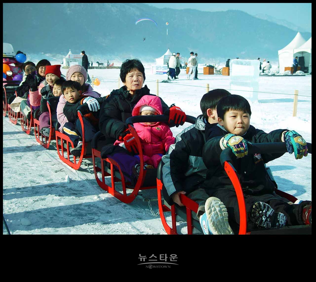 아쉬운 인제빙어축제 : 2003년 빙어축제 자료사진