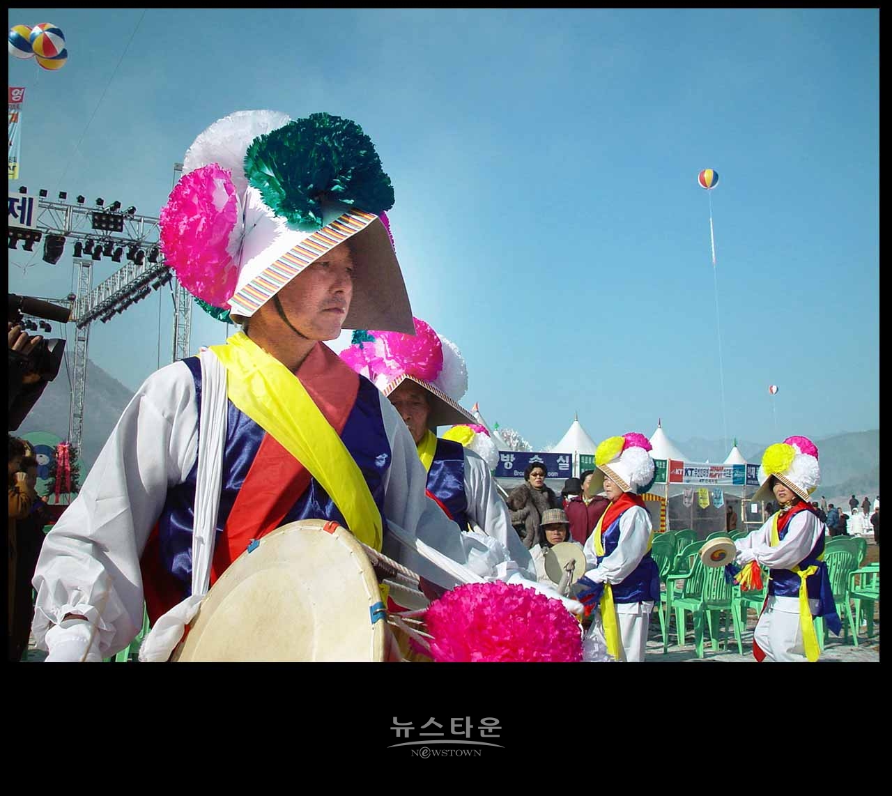아쉬운 인제빙어축제 : 2003년 빙어축제 자료사진