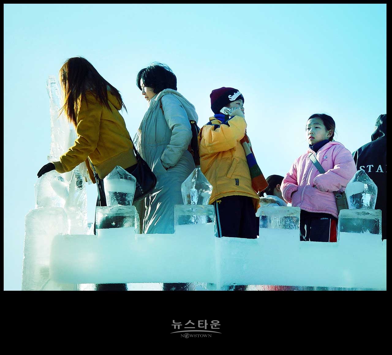 아쉬운인제빙어축제 : 2003년 빙어축제 자료사진