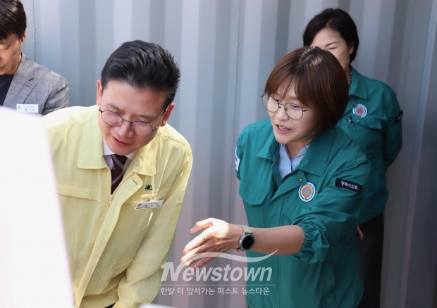류정화 위원장은 "도시재생사업, 공공시설물 건설에 대해 사업의 효율성을 생각해 집행을 감시하는 역할로 시민이 만족할 수 있는 사업을 할 수 있도록 하겠습니다. 평택시민 누구나 쾌적하고 편리한 삶을 누릴 수 있도록 최선을 다하겠습니다"라고 밝혔다. /평택시의회