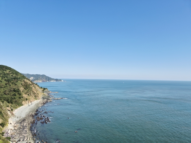 소청도의 절경(멀리 분바위가 보인다)