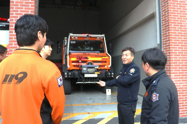 김해동부소방서장 외근 부서 격려 방문/사진 김해동부소방서제공