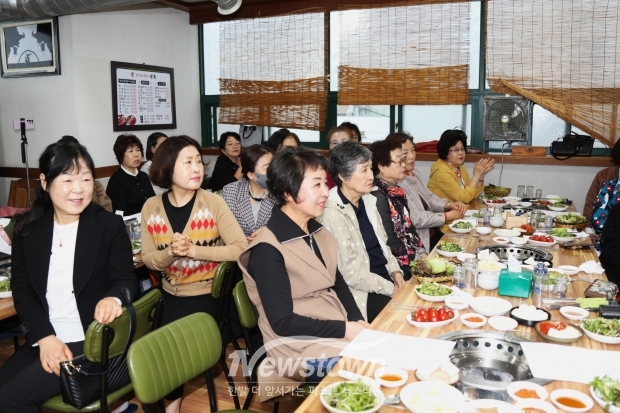 목련회 경남지부 회장 이취임식/사진 김국진기자