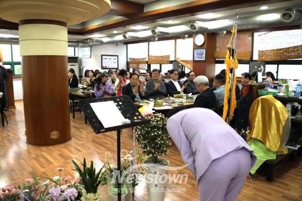 목련회 경남지부 회장 이취임식/사진 김국진기자