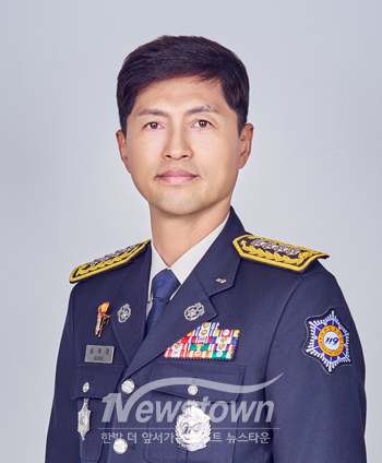 제31대 송희경 소방서장(사진 / 천안동남소방서 제공)