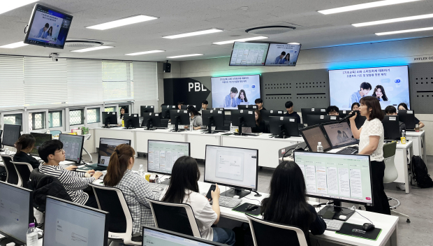 AI융합연구원 강의 모습/사진 경남도 제공
