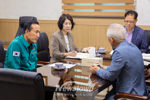 김홍렬 청양군수 농공단지 현장소통(사진 / 청양군 제공)