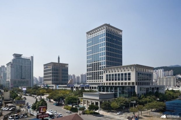부산시청 전경