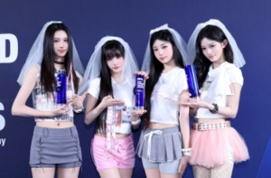 아일릿, ‘케이 월드 드림 어워즈’ 3관왕에 올라